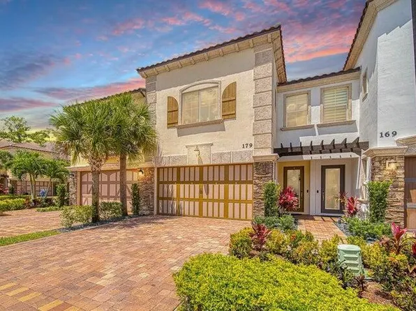 179 Crape Myrtle Lane, Wellington, FL 33414