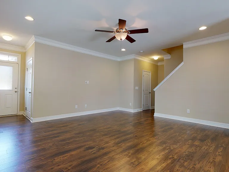 1415 Glenwater Dr — Photo 5
