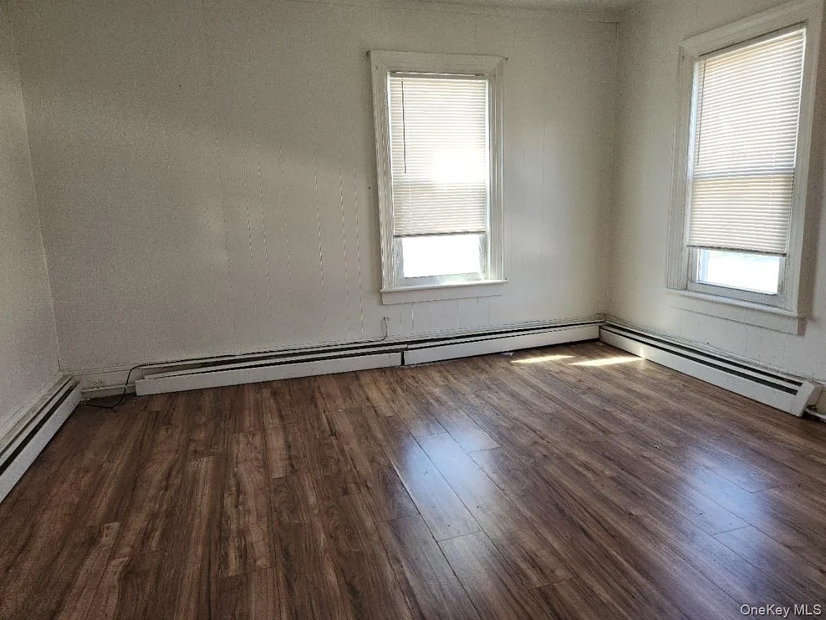 2 bed, 1.0 bath, 840 sqft, $1,700 — Photo 4
