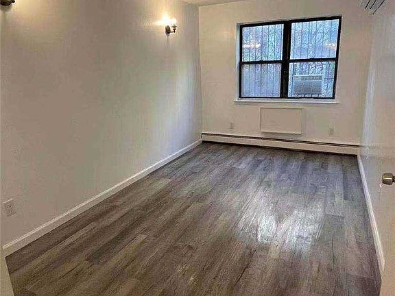 4th image of 143-45 Barclay Ave #45B
