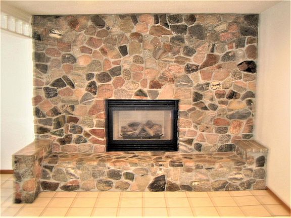 Main Floor Gas Fireplace