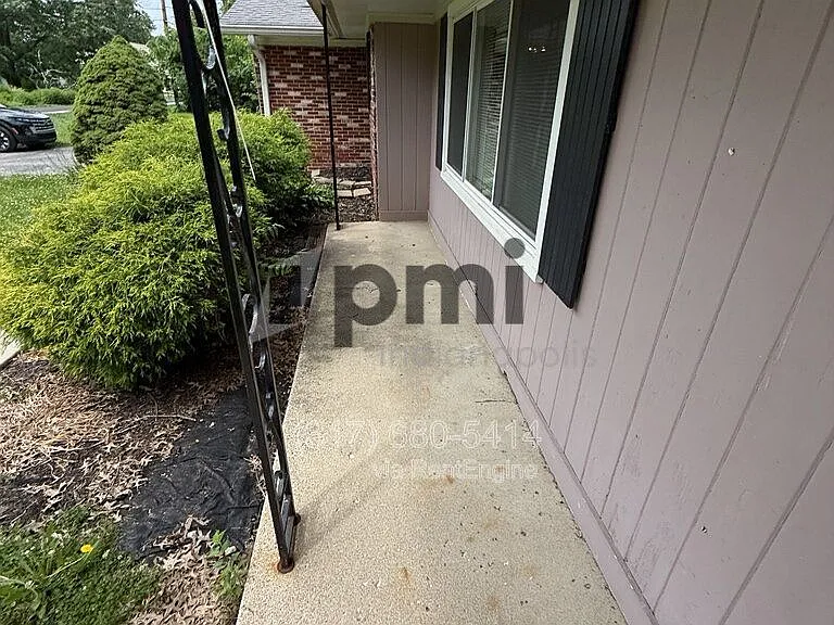 951 Pawnee Rd — Photo 5