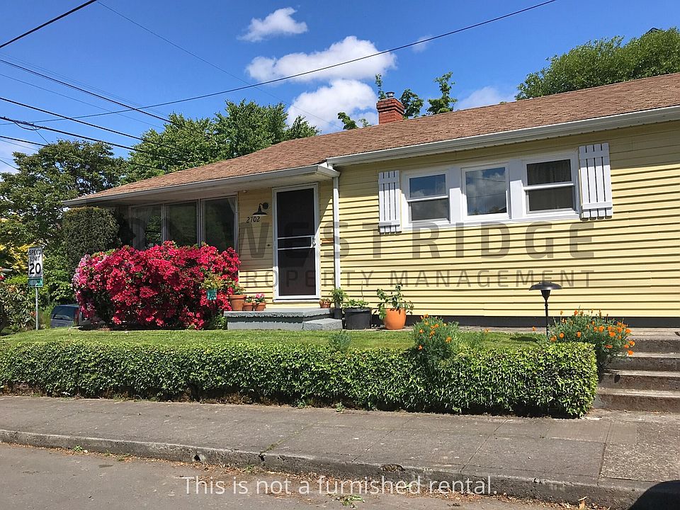 1st image of 2702 SE 38th Ave