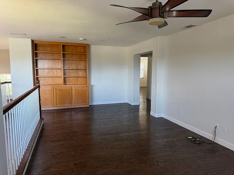 841 Rosebud Dr — Photo 10