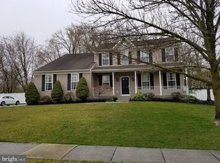 6 Lantern Ln, Woodstown, NJ 08098