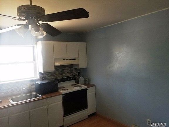 3rd image of 129 Woodside Dr