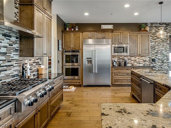 5th image of 3178 Porto Vittoria Ave