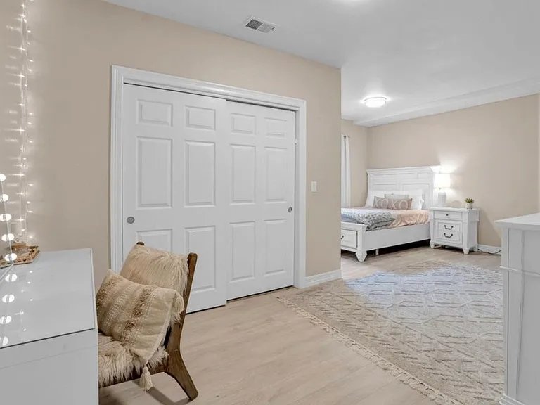 5148 Clearwater Dr — Photo 20