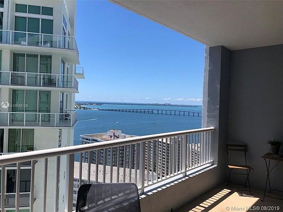 2nd image of 170 SE 14th St APT 2703