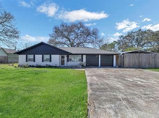 5915 McCullough St, Baytown, TX 77521