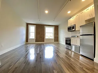 Rented by Bruma Realty LLC