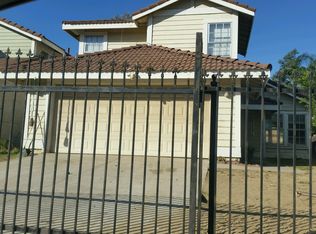 766 E Mesa Dr, Rialto, CA 92376