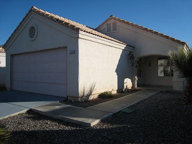 1st image of 1325 Torington Dr