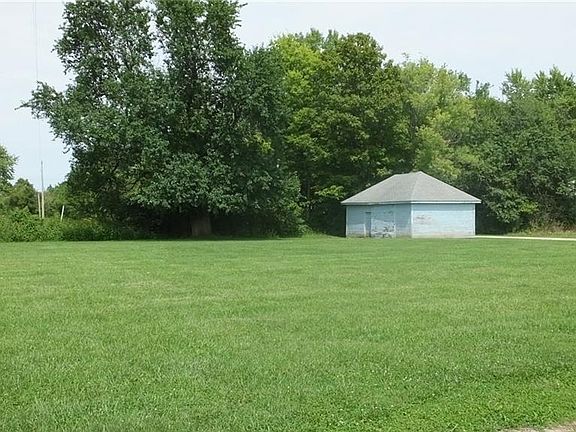 4th image of 9489 N County Road 2080e