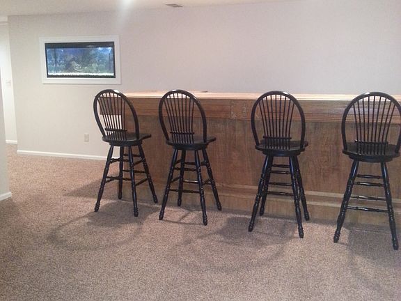 3rd image of 3096 Crowfoot Dr
