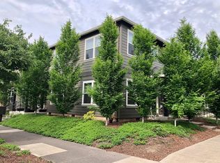 7033 N Charleston Ave APT 1, Portland, OR