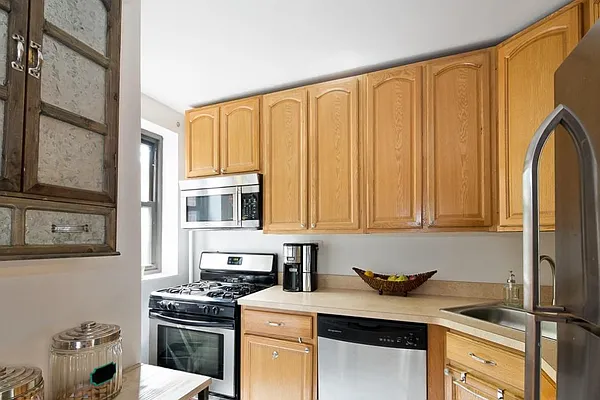 Sold by Corcoran | media 2