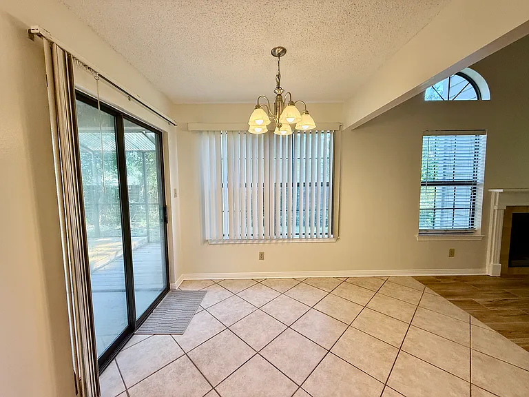 1516 Portside Dr — Photo 10