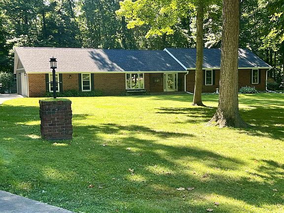 2nd image of 11257 Forest Dr