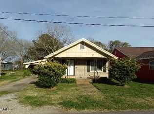 305 12th St, Gueydan, LA 70542