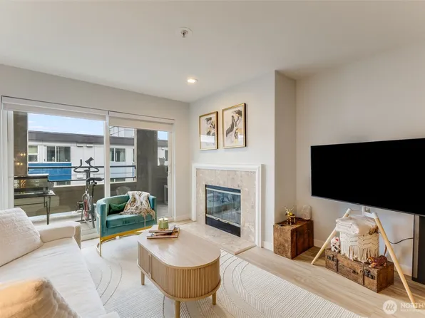 1504 Aurora Avenue N #110, Seattle, WA 98109