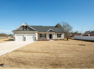 134 Cedar View Ln, Clinton, NC 28328