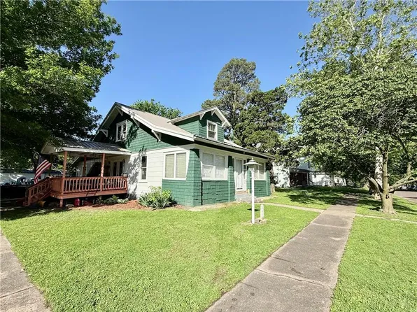 201 W Walker St, Marceline, MO 64658