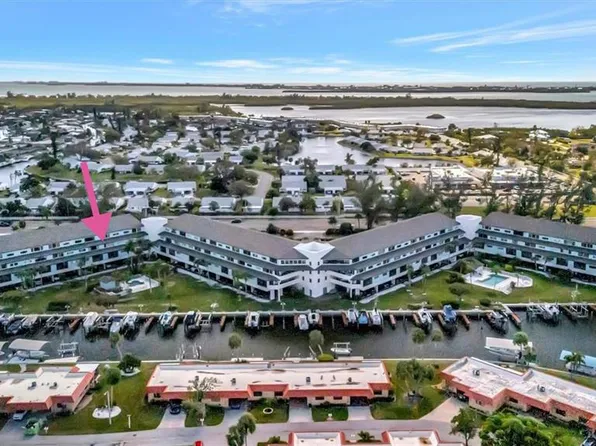 9604 CORTEZ ROAD W #422, BRADENTON, FL 34210
