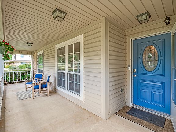 5th image of 230 Ridgebriar Dr
