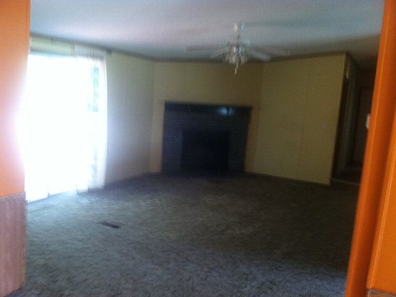 2nd image of 4818 Woodcreek Ct