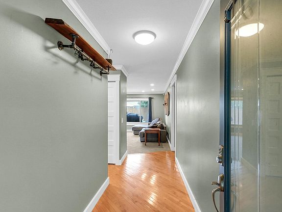 5th image of 2615 Clayton Blvd