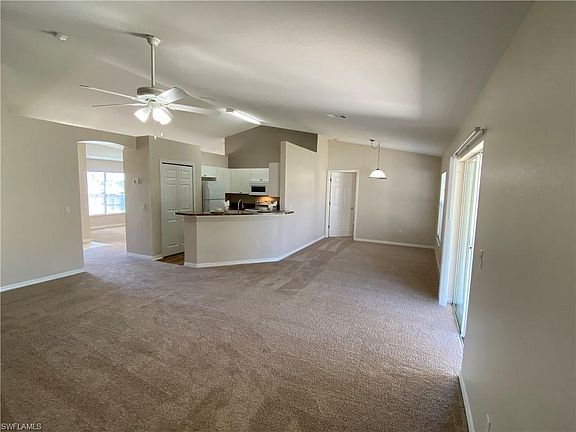 5th image of 916 NW 5th Pl