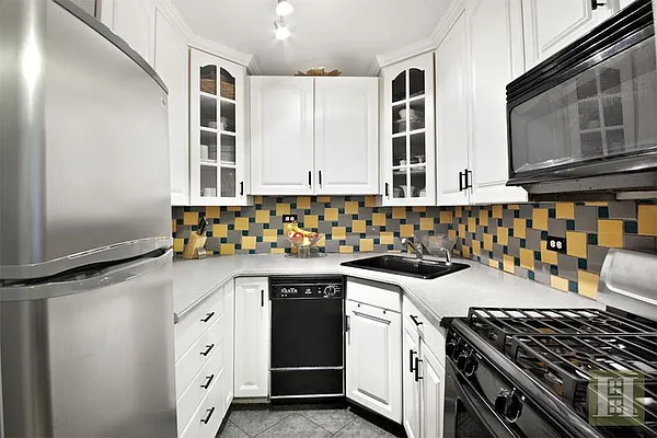 Sold by Halstead Real Estate | media 16