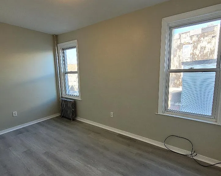 429 S 6th St #2 — Photo 5