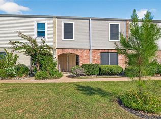 9022 Wilcrest Dr #9022, Houston, TX 77099