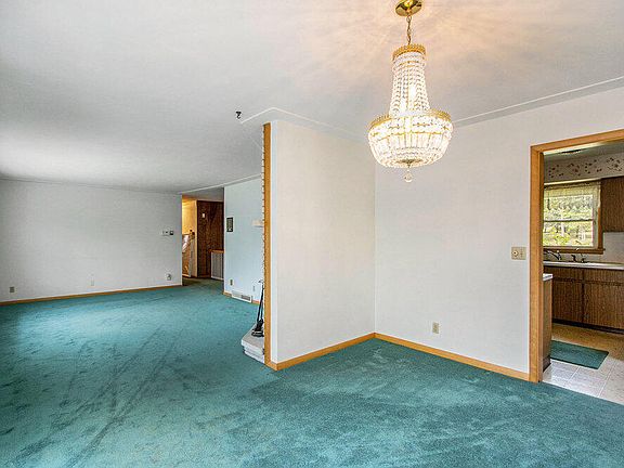 2nd image of 1752 Drive