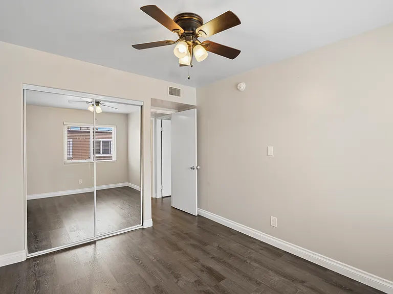 21901 Lassen St #123 — Photo 8