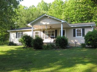 74 Century Rd, Manchester, KY 40962