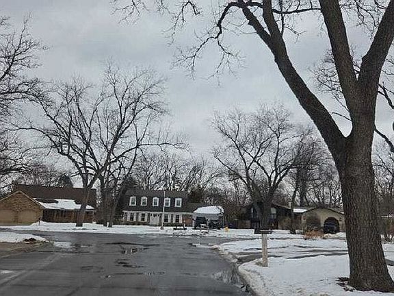 4th image of 1766 Marion Ct