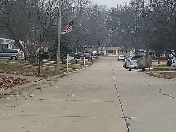 5th image of 88 Tom Sawyer Dr