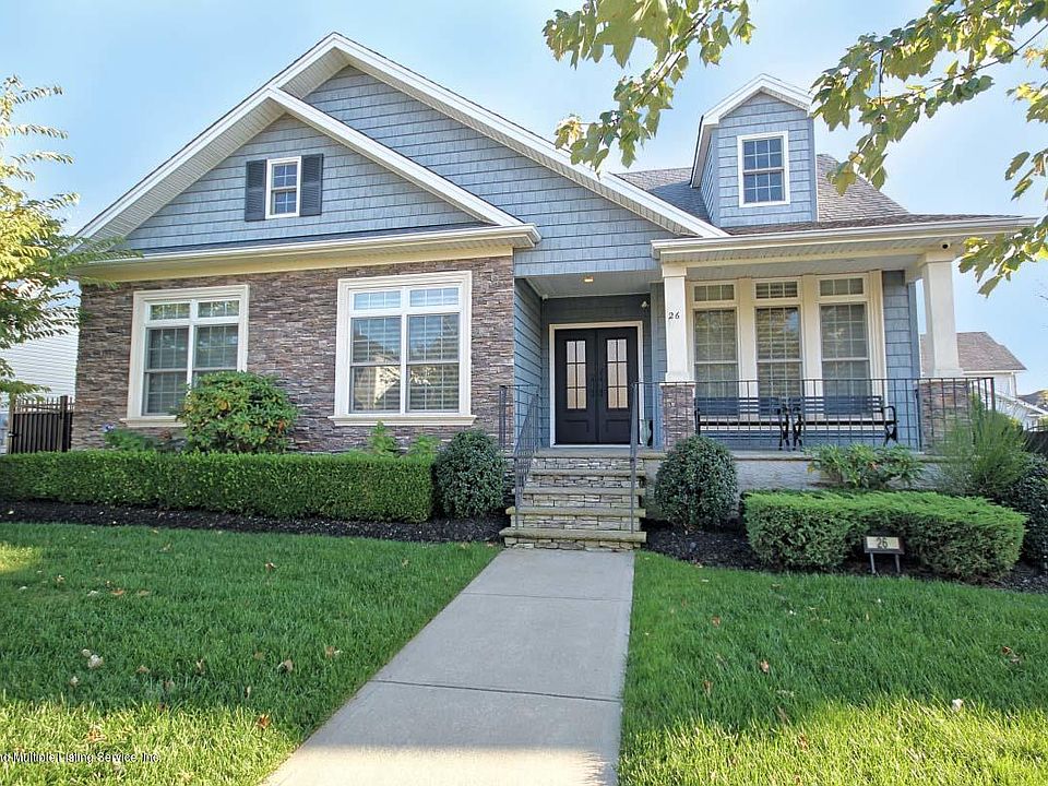 1st image of 26 Dintree Ln