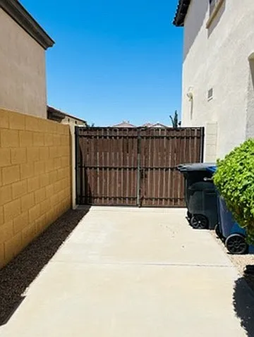 931 E Canyon Way — Photo 45