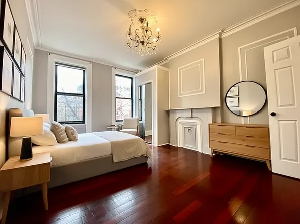254 Wyckoff Street image 1 of 8