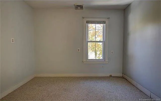 290 W Main St — Photo 8
