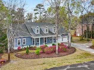 102 Mill Dam Rd, Hampstead, NC 28443