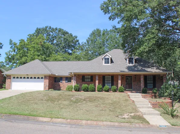 707 Huntindon Rd, Hattiesburg, MS 39402