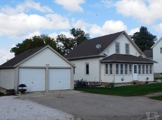 126 1st St, Westside, IA 51467