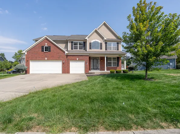 4668 Shelby Cir, Greenwood, IN 46143