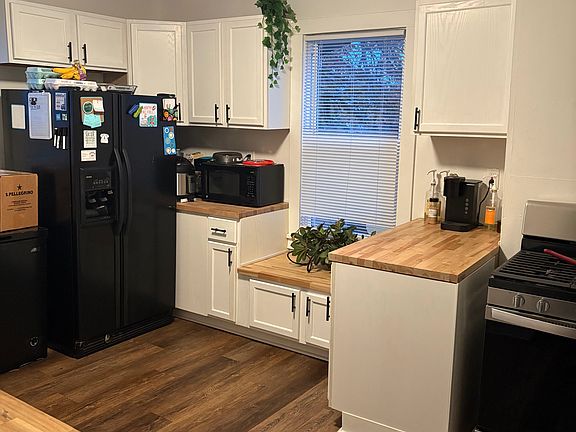 2nd image of 6005 Pear Ave Unit 2