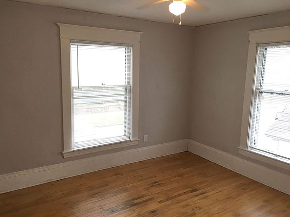 5th image of 811 Kalamazoo Ave SE